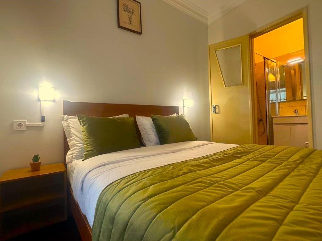 Lisabonna Guest House Amadora Exterior foto