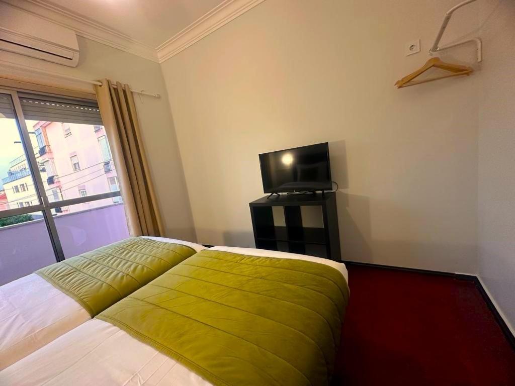 Lisabonna Guest House Amadora Exterior foto